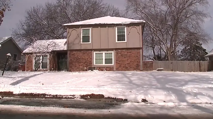 ΗΠΑ - Θρίλερ με τον θάνατο 3 ανδρών: Βρέθηκαν νεκροί στην αυλή του σπιτιού ενός φίλου τους