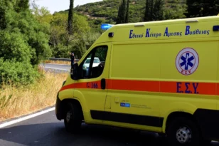Τροχαίο δυστύχημα στον Μαραθώνα:Νεκρός 72χρονος οδηγός ΙΧ που προσέκρουσε σε σταματημένο φορτηγάκι