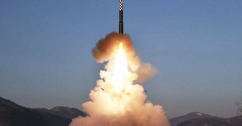 Η Βόρεια Κορέα εκτόξευσε πολλαπλούς πυραύλους κρουζ