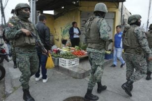 Ισημερινός: Στο απόλυτο χάος - O στρατός βγήκε στους δρόμους - ΒΙΝΤΕΟ