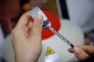 Γεωργιάδης: «Κάναμε σοβαρό επικοινωνιακό λάθος με το εμβόλιο για τον κορονοϊό – Δεν μιλάμε πλέον για δόσεις»
