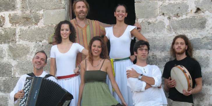 Εncardia και ελληνόφωνοι μουσικοί της Καλαβρίας σε μια ξεχωριστή συναυλιακή εμπειρία στα Παλαιά Σφαγεία