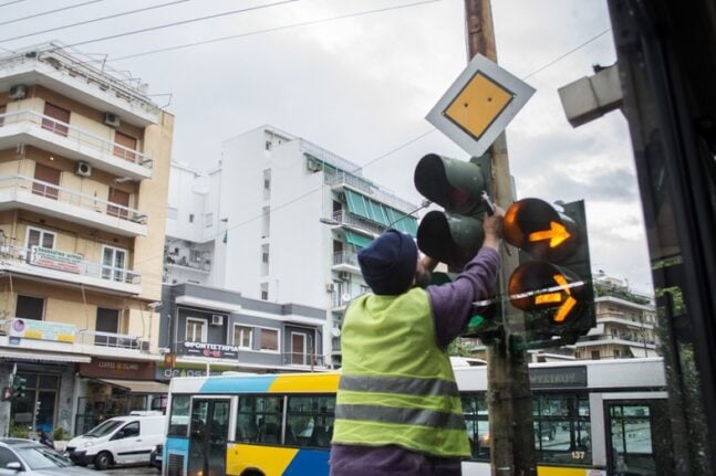 Φωτεινοί σηματοδότες: «Πράσινο» στους δρόμους με Κέντρο Επιτήρησης Βλαβών - Έτοιμο το μεγαλεπήβολο έργο της Περιφέρειας 