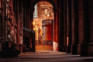 Γερμανία: Έρευνα σοκ - Τουλάχιστον 9.355 παιδιά έχουν κακοποιηθεί σεξουαλικά στους κόλπους της Προτεσταντικής Εκκλησίας