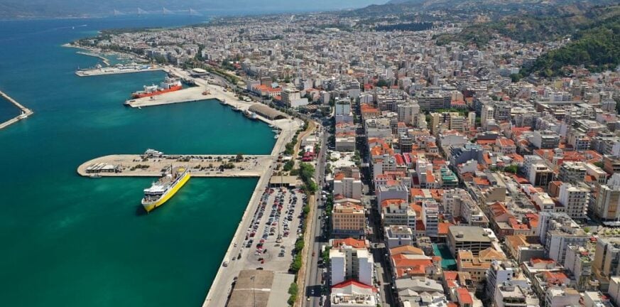 Πάτρα: Το δημοτικό συμβούλιο γνωμοδοτεί για τα Mega Yachts - Τι σημαίνει πρακτικά αν πει «όχι» ο Δήμος