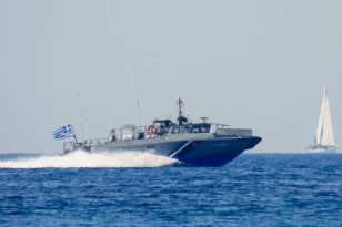 Κρήτη: Στους Καλούς Λιμένες Φαιστού οι 73 μετανάστες που εντοπίστηκαν από φορτηγό πλοίο