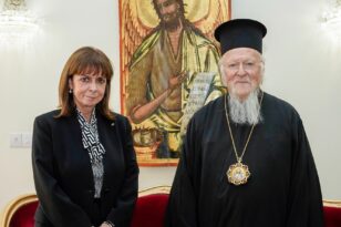 Οικουμενικός Πατριάρχης Βαρθολομαίος: Αντάλλαξε ευχές για τη νέα χρονιά με την Σακελλαροπούλου