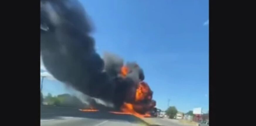 Χιλή: Συντριβή πυροσβεστικού αεροσκάφους σε αυτοκινητόδρομο - Ενας νεκρός ΦΩΤΟ - ΒΙΝΤΕΟ