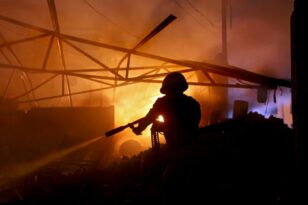 Ινδία: Δέκα νεκροί και 15 τραυματίες από έκρηξη σε εργοστάσιο πυροτεχνημάτων