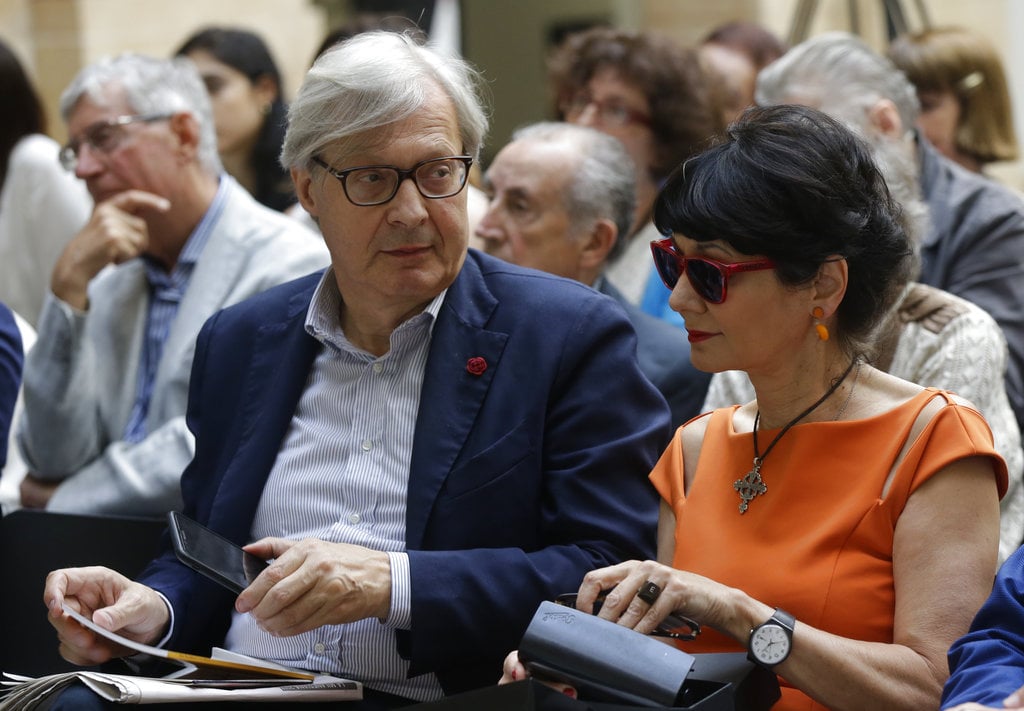 Il vice ministro della Cultura, Vittorio Sgarbi, si è dimesso
