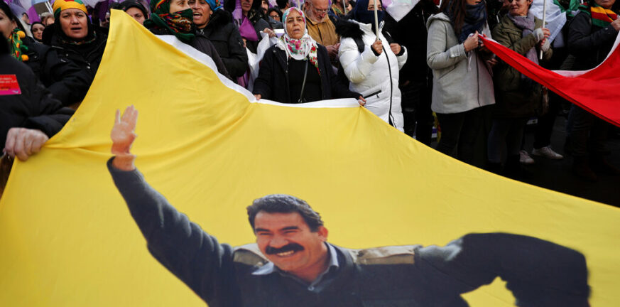 Κολωνία: Στους δρόμους οι Κούρδοι για την αποφυλάκιση του Αμπντουλάχ Οτσαλάν