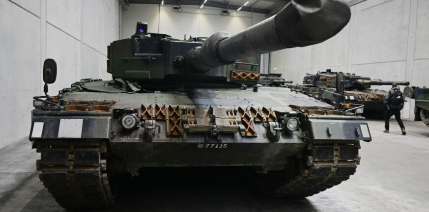 Τσεχία: Η Πράγα συζητά να αγοράσει 15 άρματα Leopard και να λάβει άλλα τόσα ως δώρο από τη Γερμανία