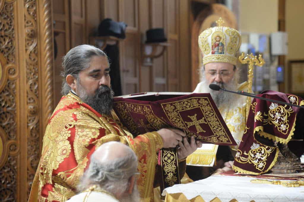 Πατρών Χρυσόστομος: «Όσοι πιστοί, όσοι Έλληνες, ας αντισταθούμε στην καταστροφή της Πατρίδας μας»