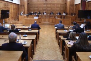 Τραγωδία στα Τέμπη: Στη Βουλή διαβιβάστηκε η δικογραφία της Εισαγγελίας Εφετών Λάρισας