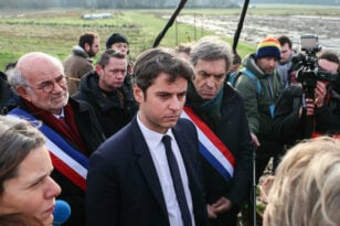 Γαλλία: Ο πρωθυπουργός Ατάλ υπόσχεται νέο νόμο στους αγρότες - ΒΙΝΤΕΟ