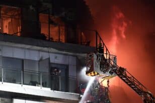 Ισπανία: Τουλάχιστον 19 αγνοούμενοι από πυρκαγιά σε κτίριο 14 ορόφων - ΦΩΤΟ - ΒΙΝΤΕΟ
