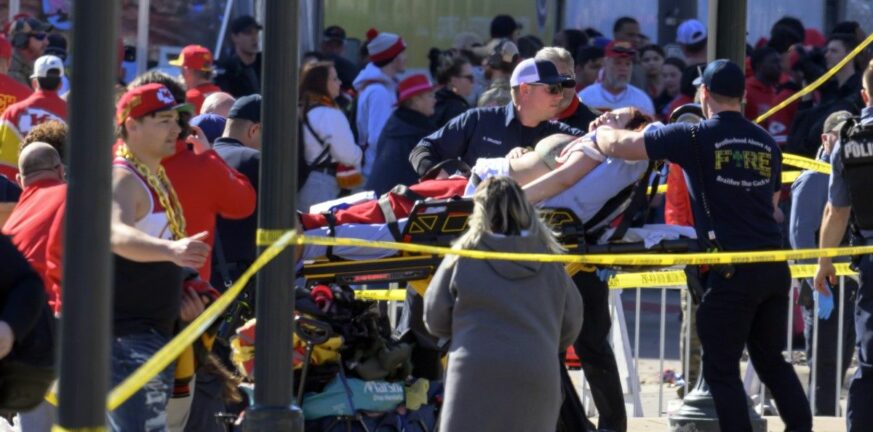 Super Bowl: Μητέρα δύο παιδιών πέθανε από τους πυροβολισμούς στο Κάνσας - ΦΩΤΟ - ΒΙΝΤΕΟ