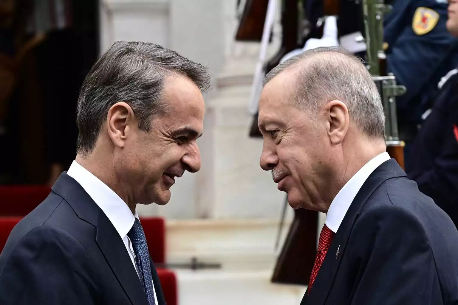 Possible meeting between Mitsotakis and Erdogan at the NATO summit
 – 2024-07-09 14:48:37