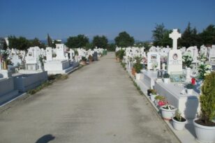 Καρδίτσα: Βάνδαλοι λεηλάτησαν δυο νεκροταφεία - Τους εντόπισαν οι αρχές