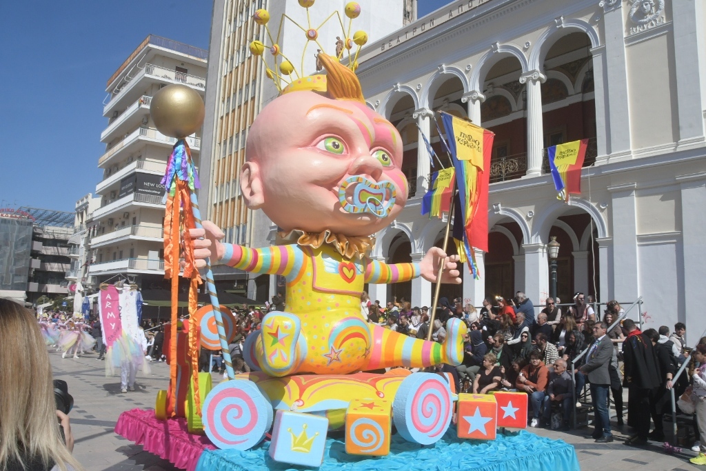 Πατρινό Καρναβάλι των Μικρών 2024: Πάνω από 20.000 καρναβαλιστές στους δρόμους -Παιδικά χαμόγελα, φρεσκάδα και αισιοδοξία - ΦΩΤΟ