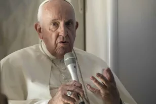 Ο πάπας Φραγκίσκος καθαίρεσε Βέλγο πρώην επίσκοπο για σεξουαλική κακοποίηση ανηλίκων