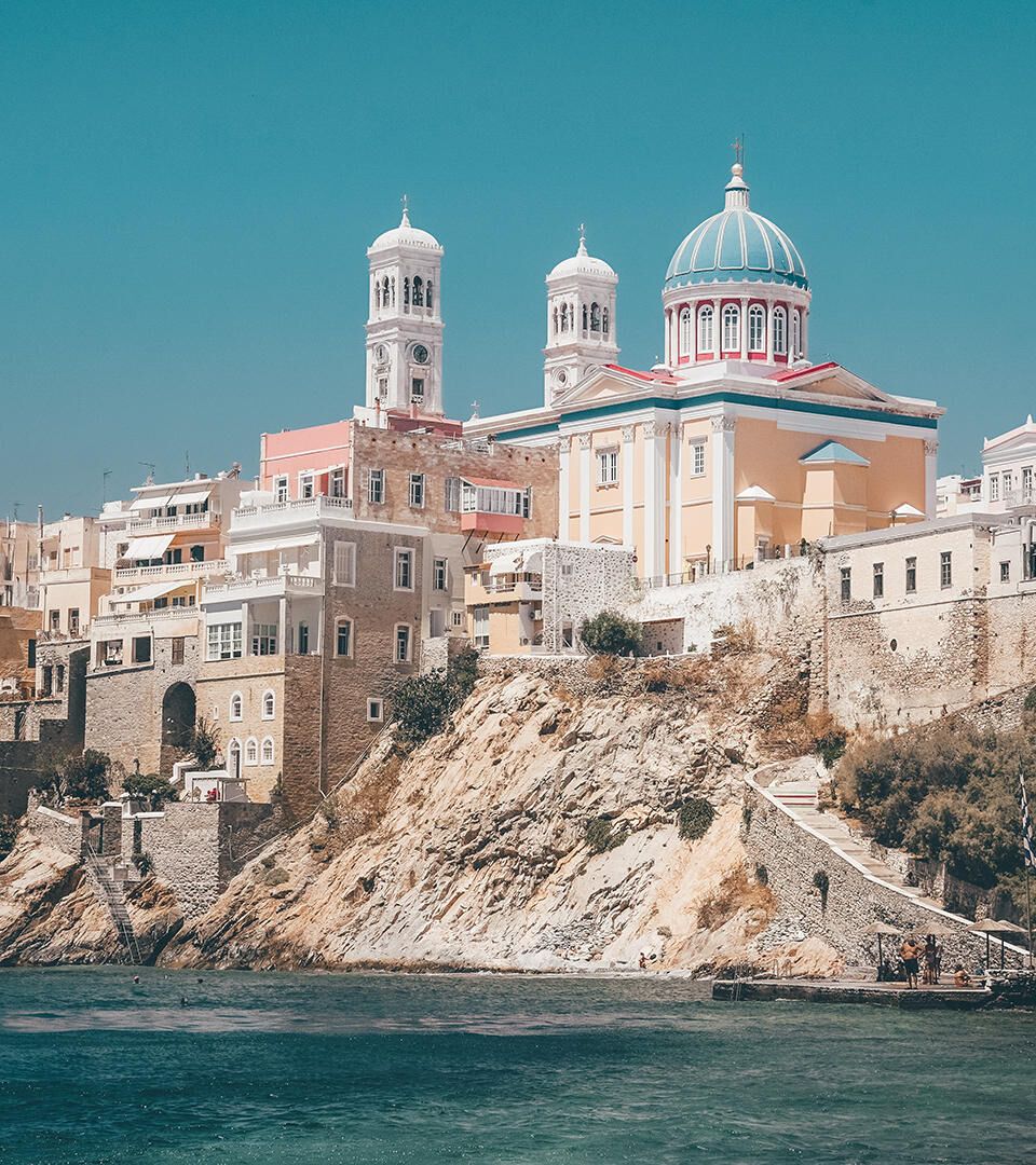 Το Πάσχα μένουμε Ελλάδα: 10 προορισμοί, με ιδιαίτερα έθιμα