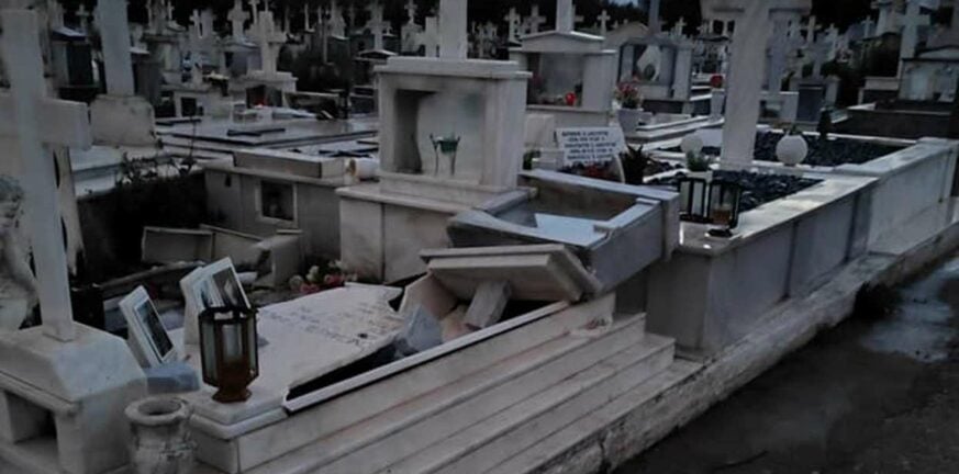 Aνεμοστρόβιλος «σάρωσε» το Μεσολόγγι - Εικόνες αποκάλυψης σε νεκροταφείο ΦΩΤΟ