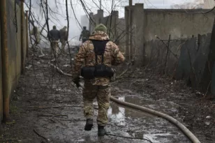 Ουκρανία: Δύο ρωσικοί πύραυλοι καταρρίφθηκαν στην Οδησσό – Πέντε άνθρωποι τραυματίστηκαν