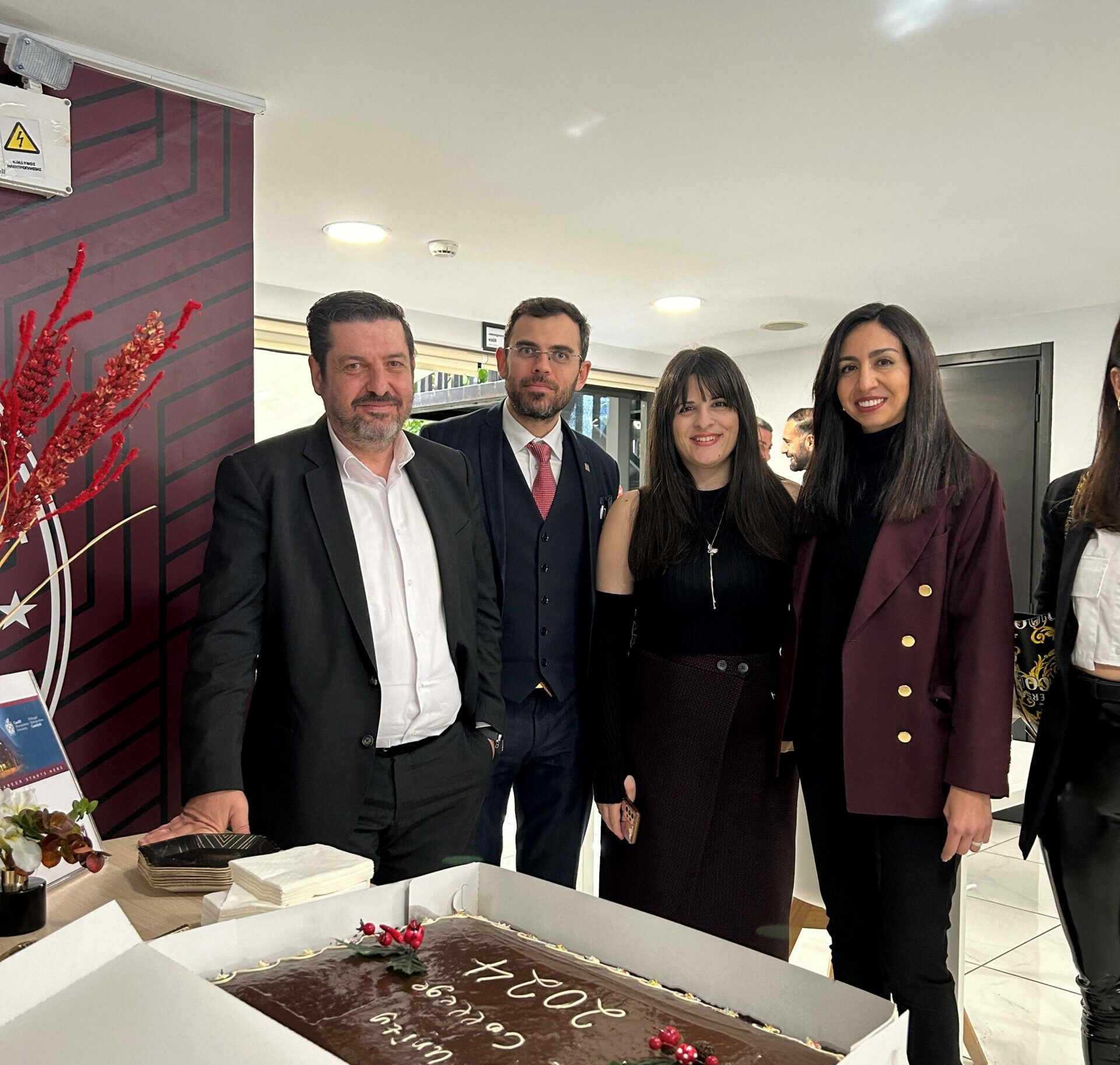 The cutting of the City Unity College pie in Patras with optimism
 – 2024-03-02 18:18:21