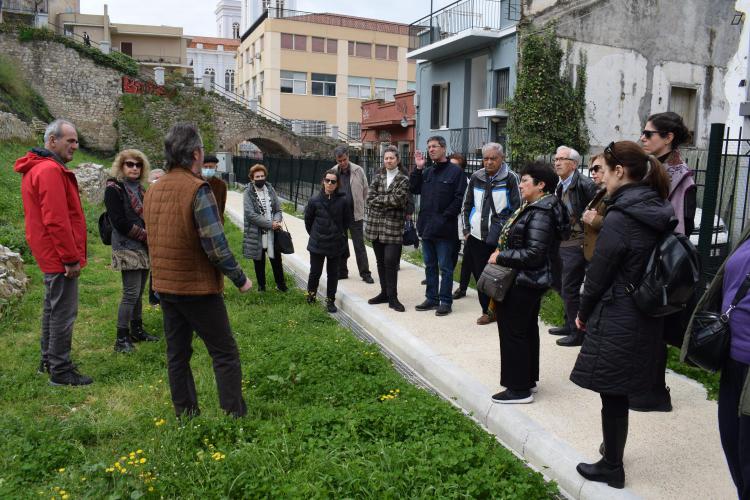 Κοινο_Τοπία: Πραγματοποιήθηκε η περιήγηση γνωριμίας με το Ρωμαϊκό Στάδιο Πάτρας - ΦΩΤΟ