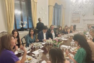 Γεύσεις και εικόνες από την Ελλάδα στην Ελληνική Πρεσβεία του Λονδίνου