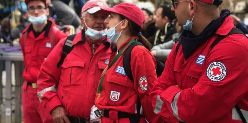 Πατρινό Καρναβάλι: Η 6η ΥΠΕ και ο Ελληνικός Ερυθρός Σταυρός έστησαν ένα μικρό νοσοκομείο στον «Έσπερο»