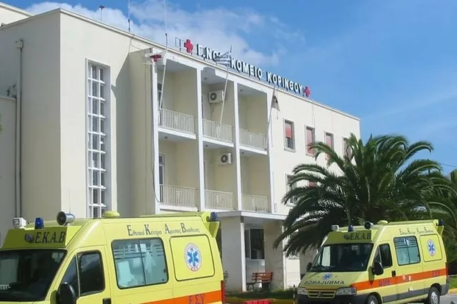Ξυλοκόπησαν άνδρα του ΕΚΑΒ στο Νοσοκομείο Κορίνθου - Παρέμβαση Γεωργιάδη