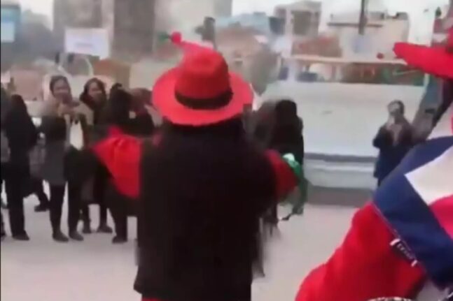 Ιράν: Με εντολή εισαγγελέα συνελήφθησαν δύο γυναίκες επειδή χόρευαν γιορτάζοντας τον ερχομό του νέου έτους!