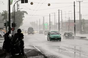 Καιρός: Έρχεται κακοκαιρία με βροχές και καταιγίδες - Ποιες περιοχές κινδυνεύουν με πλημμύρες