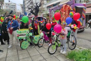 Μικροί και μεγάλοι στην Καρναβαλική ποδηλατάδα