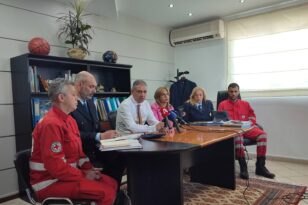 Γ. Καρβέλης: "Η Πάτρα είναι από υγειονομικής πλευράς ένας ασφαλής προορισμός" - Ενημέρωση για τα μέτρα που θα ληφθούν το τριήμερο του Καρναβαλιού