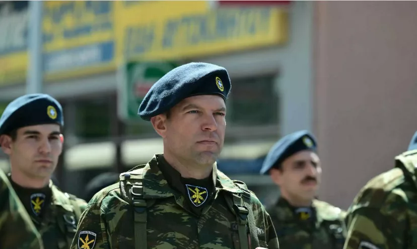 Ο Πλεύρης επέκρινε την ηγεσία του Στρατού για τη συμμετοχή Κασσελάκη στην παρέλαση της 25ης Μαρτίου