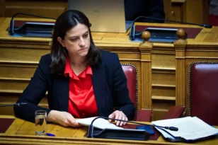 Ο ΣΥΡΙΖΑ ζητάει να κληθεί η Νίκη Κεραμέως σε ακρόαση από την Επιτροπή Θεσμών και Διαφάνειας για διαρροή προσωπικών δεδομένων