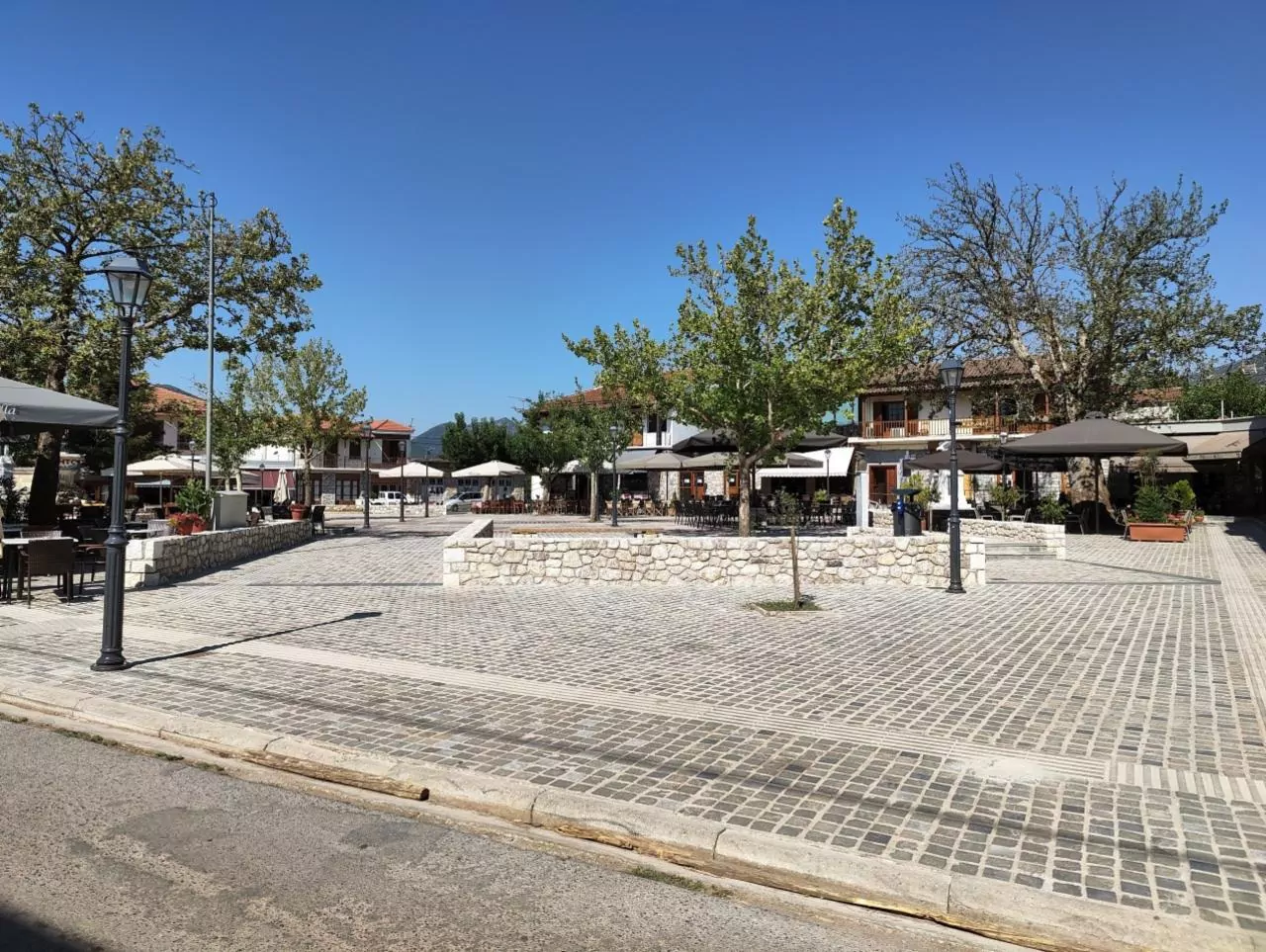 Ορεινές αποδράσεις δίπλα στην Αχαΐα: Χωριά που αξίζουν μια μονοήμερη εκδρομή Ορεινές αποδράσεις δίπλα στην Αχαΐα: Χωριά που αξίζουν μια μονοήμερη εκδρομή