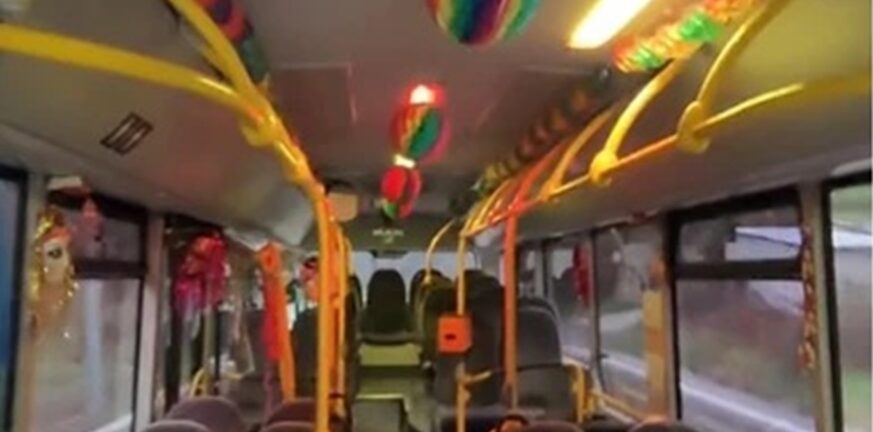 Viral οδηγός στη Θεσσαλονίκη με το καρναβαλικό λεωφορείο του! ΒΙΝΤΕΟ