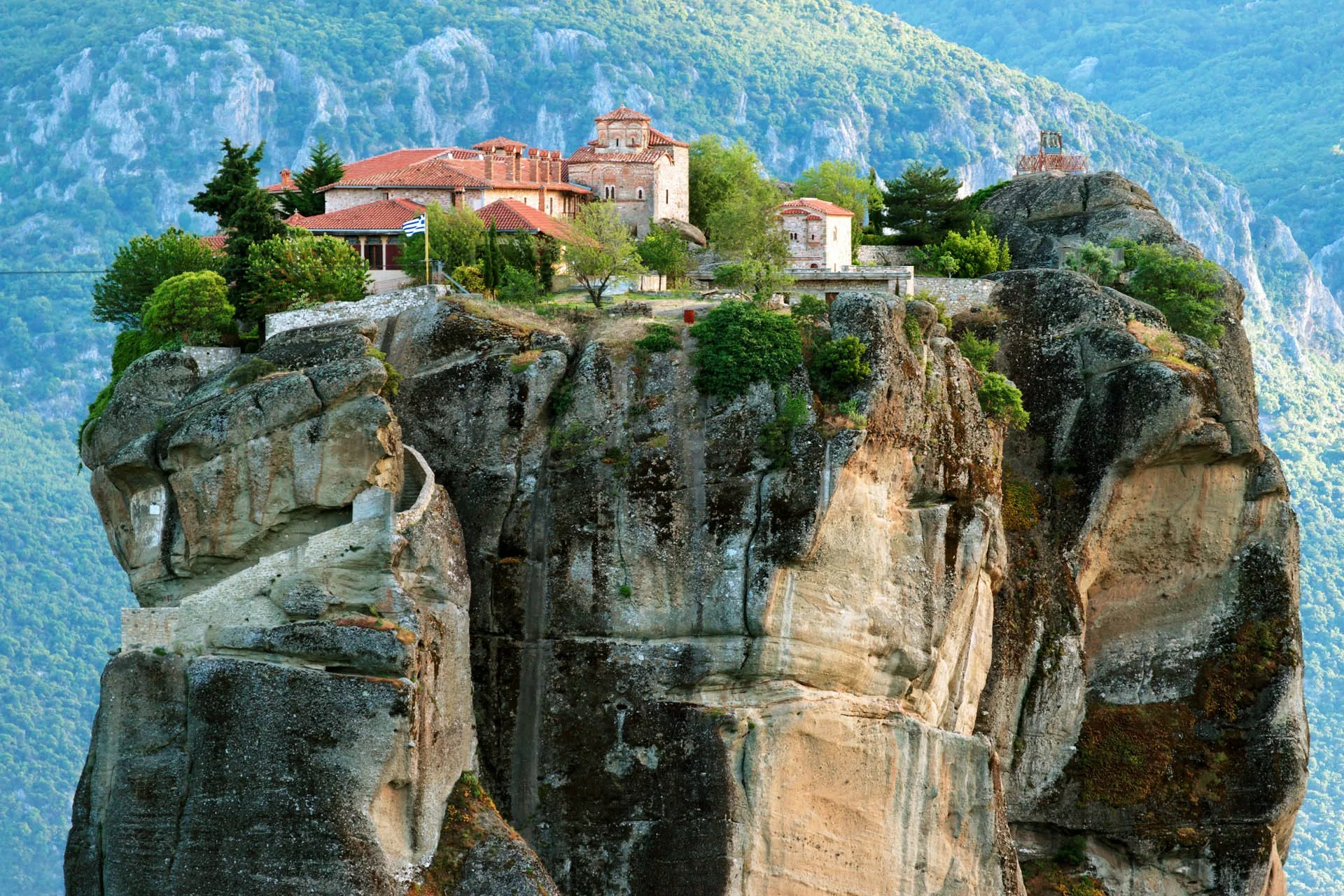 Meteora, Kalambaka and Preveza entice Serbs
 – 2024-06-05 05:42:21