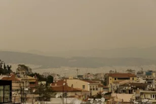Αφρικανική σκόνη: Συστάσεις από την Ένωση Πνευμονολόγων Ελλάδας - Τι να κάνετε αν εμφανίσετε συμπτώματα