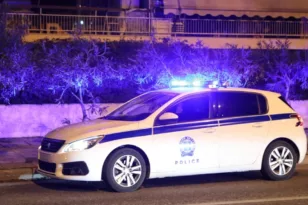 Χαλάνδρι: Ενοπλη ληστεία σε εστιατόριο -Αναζητούνται τέσσερα άτομα