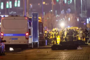 Μακελειό στη Μόσχα: Στους 93 ανέβηκαν οι νεκροί - Συνελήφθησαν 11 άτομα