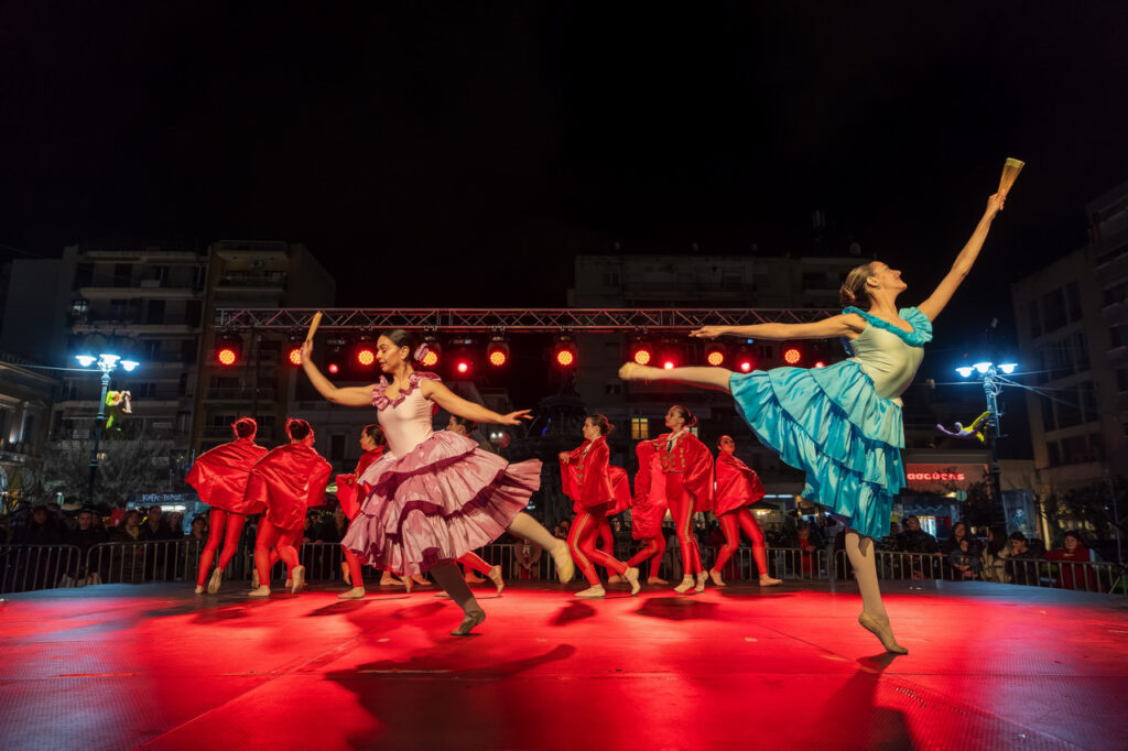 Πάτρα: «Οι Σχολές Χορού σε καρναβαλικούς ρυθμούς» - ΦΩΤΟ