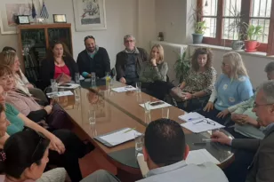 Δήμος Ερυμάνθου: Συνάντηση Μπαρή και Βέρρα με διευθυντές σχολείων ΦΩΤΟ