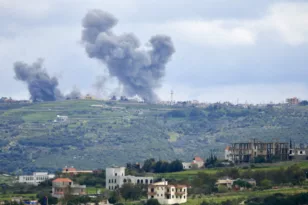 Λίβανος: Πέντε μαχητές της Χεζμπολάχ και συμμάχων της σκοτώθηκαν από βομβαρδισμούς