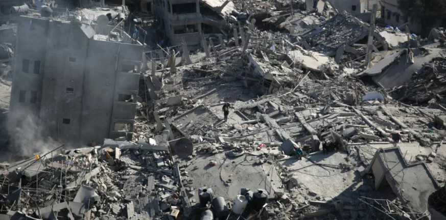 Εικόνες βιβλικής καταστροφής στο νοσοκομείο Αλ Σίφα στη Γάζα