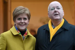 Βρετανία: Συνελήφθη ξανά ο σύζυγος της πρώην πρωθυπουργού της Σκωτίας